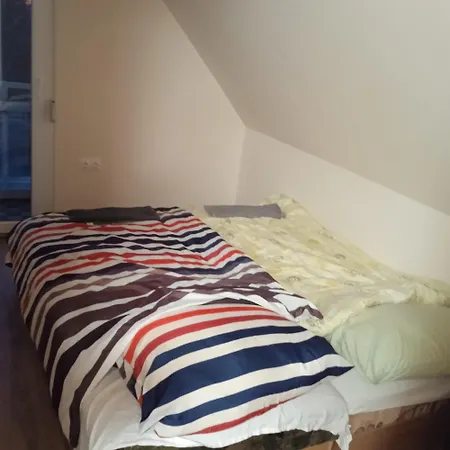 Hause With Jacuzzi Half Hour From Budapest Апартаменты